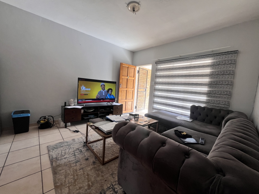 1 Bedroom Property for Sale in Oudorp North West